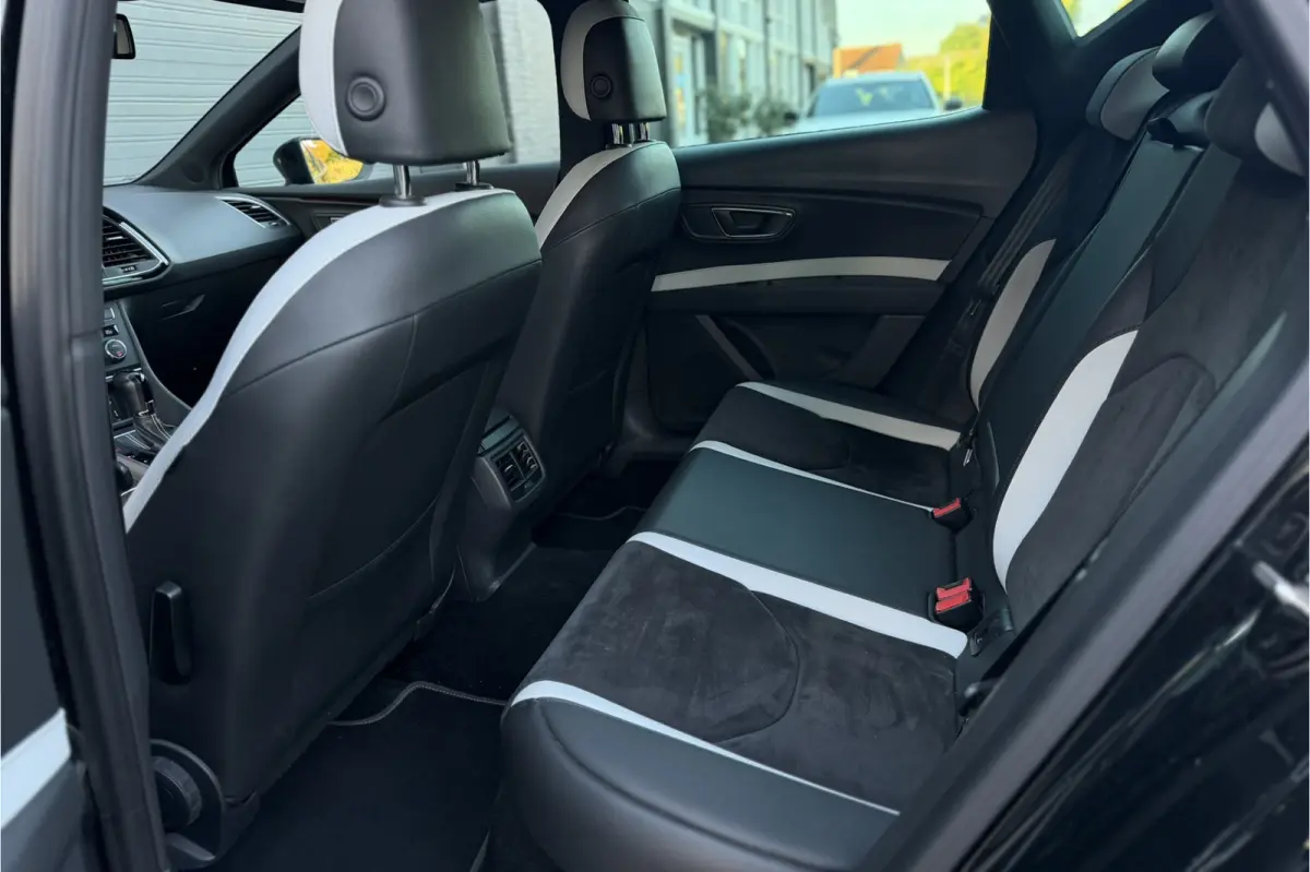 2.0 TSI Cupra 290 | SEAT Sound | Stoelverwarming | 19'' Inch | Adaptieve Cruise