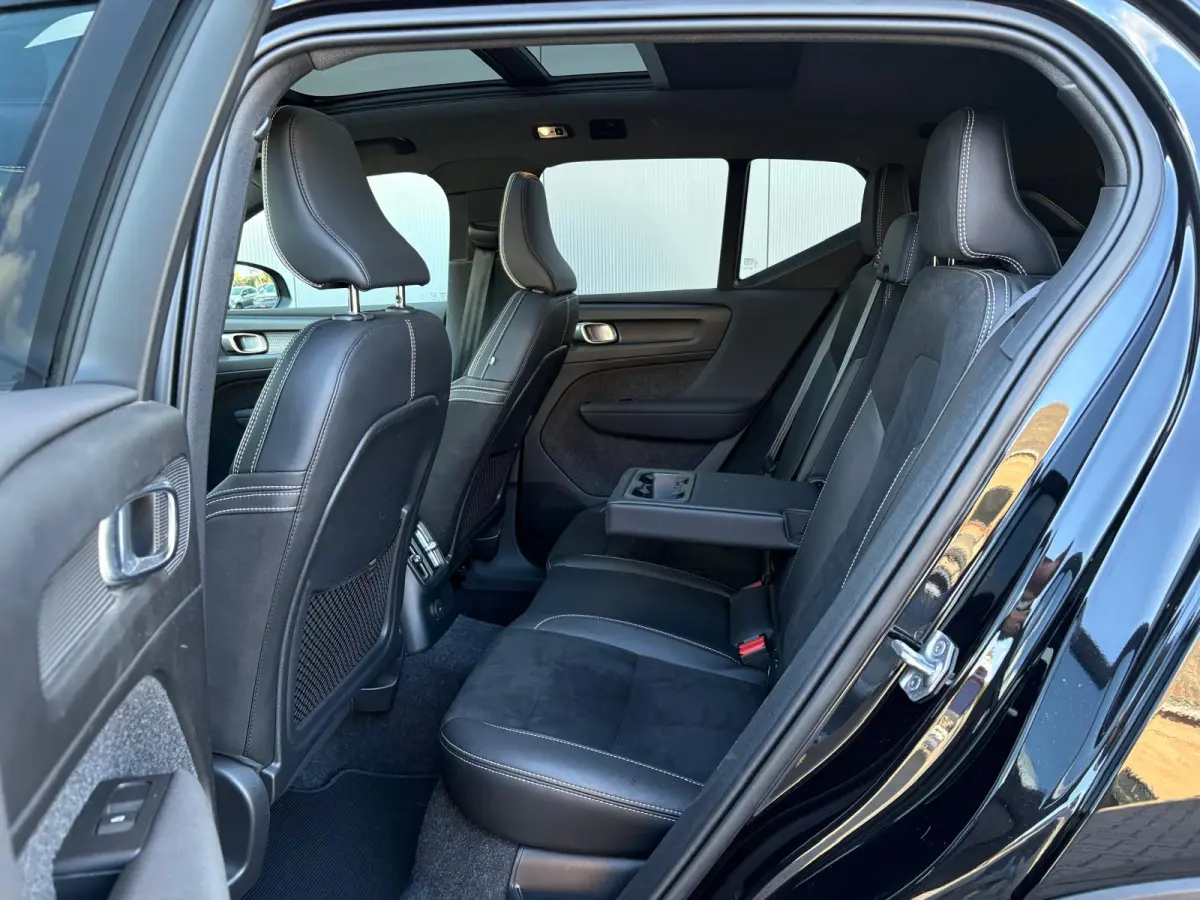 1.5 T4 R-Design Trekhaak/Memory-stoel/Panoramadak/Carplay-Android-auto/360camera