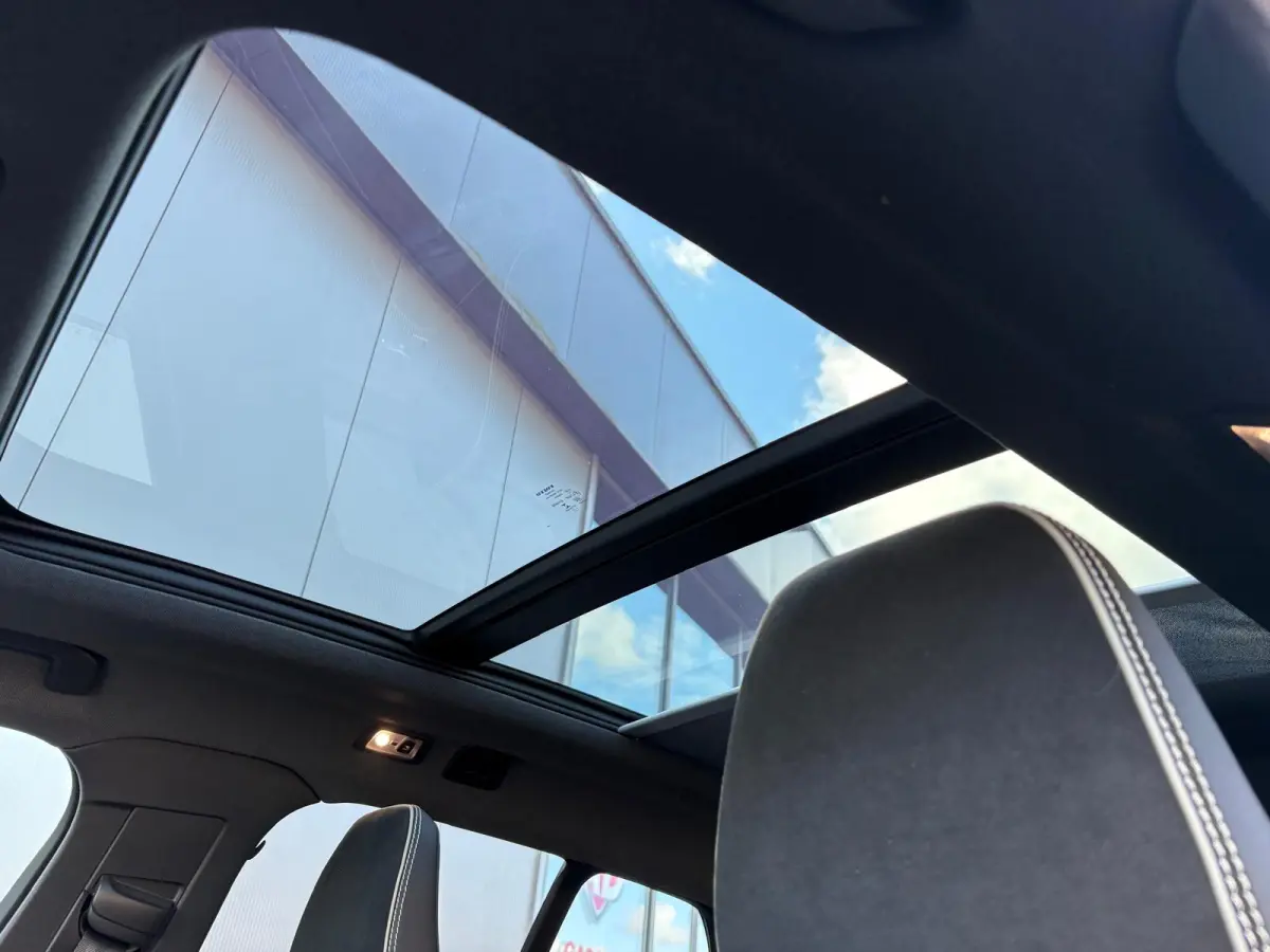 1.5 T4 R-Design Trekhaak/Memory-stoel/Panoramadak/Carplay-Android-auto/360camera