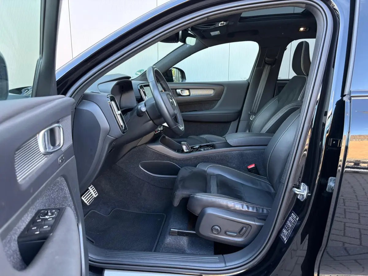 1.5 T4 R-Design Trekhaak/Memory-stoel/Panoramadak/Carplay-Android-auto/360camera
