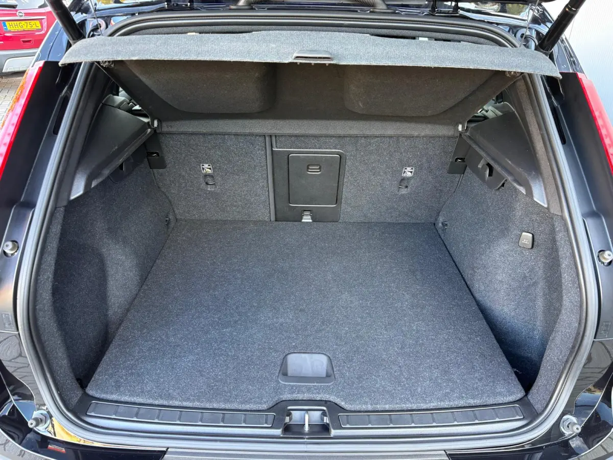1.5 T4 R-Design Trekhaak/Memory-stoel/Panoramadak/Carplay-Android-auto/360camera