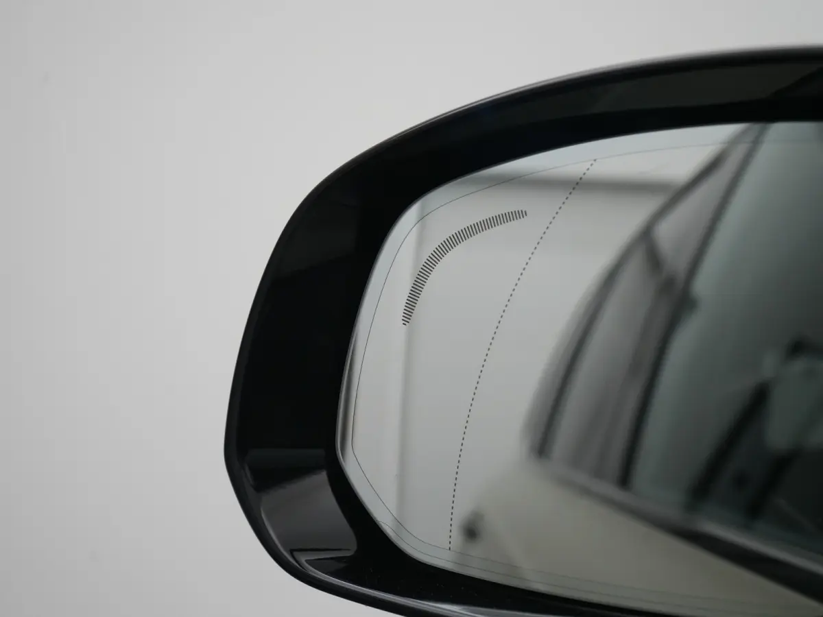 T8 Recharge AWD R-Design | Long Range | Wrap | Luchtvering | Bowers & Wilkins | 360° Camera | Head-Up | Panoramadak | Trekhaak