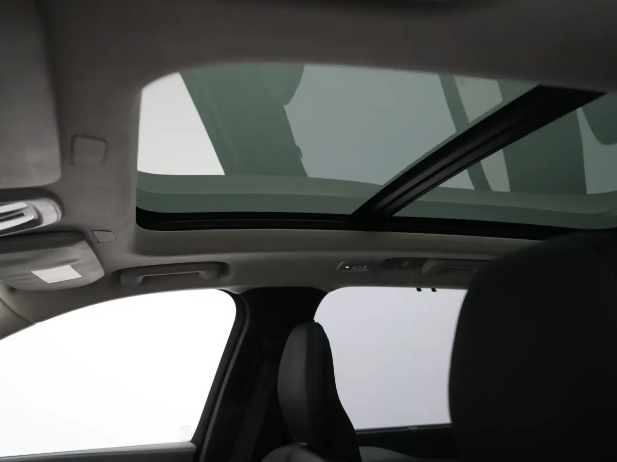 T8 Recharge AWD R-Design | Long Range | Wrap | Luchtvering | Bowers & Wilkins | 360° Camera | Head-Up | Panoramadak | Trekhaak