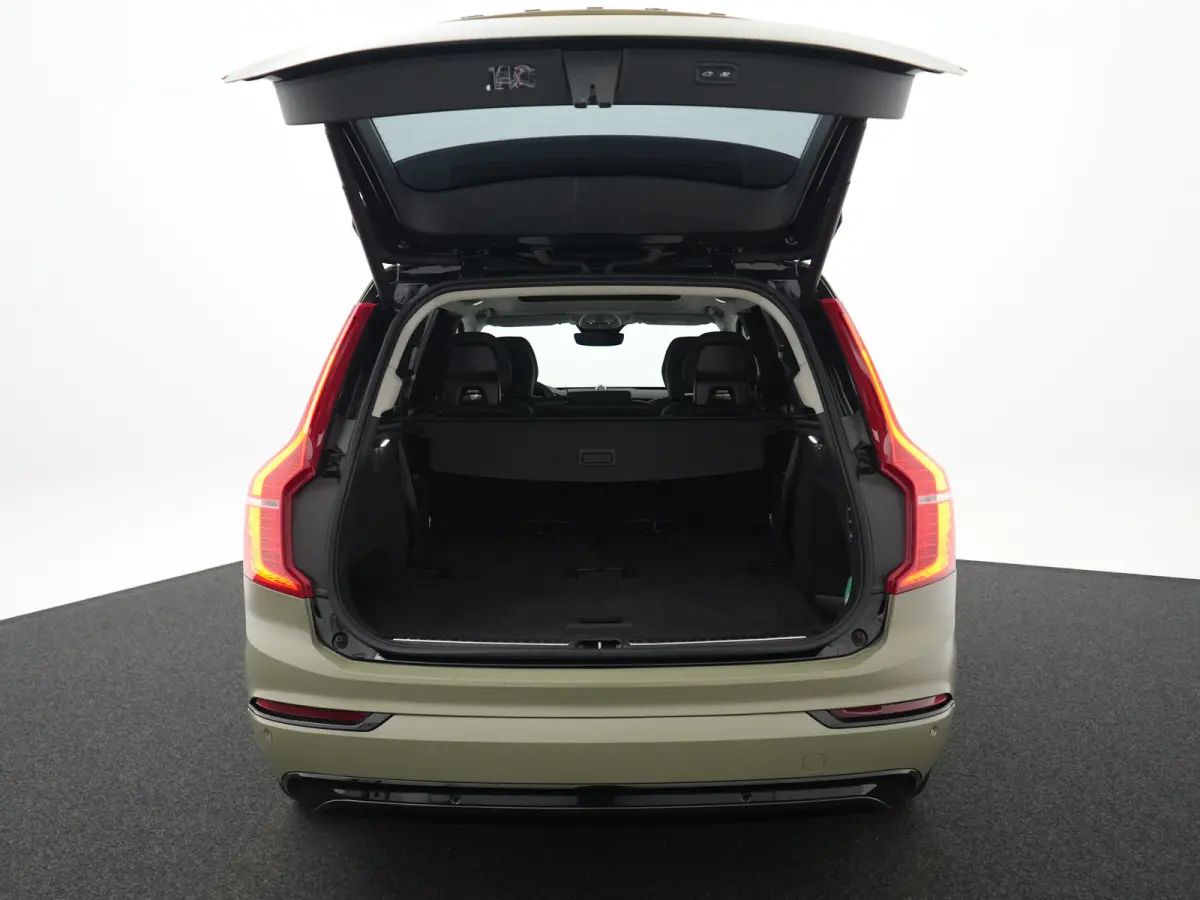 T8 Recharge AWD R-Design | Long Range | Wrap | Luchtvering | Bowers & Wilkins | 360° Camera | Head-Up | Panoramadak | Trekhaak
