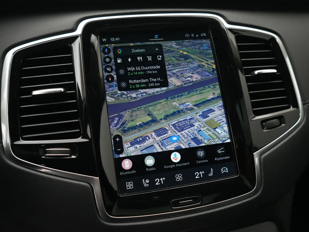 T8 Recharge AWD R-Design | Long Range | Wrap | Luchtvering | Bowers & Wilkins | 360° Camera | Head-Up | Panoramadak | Trekhaak