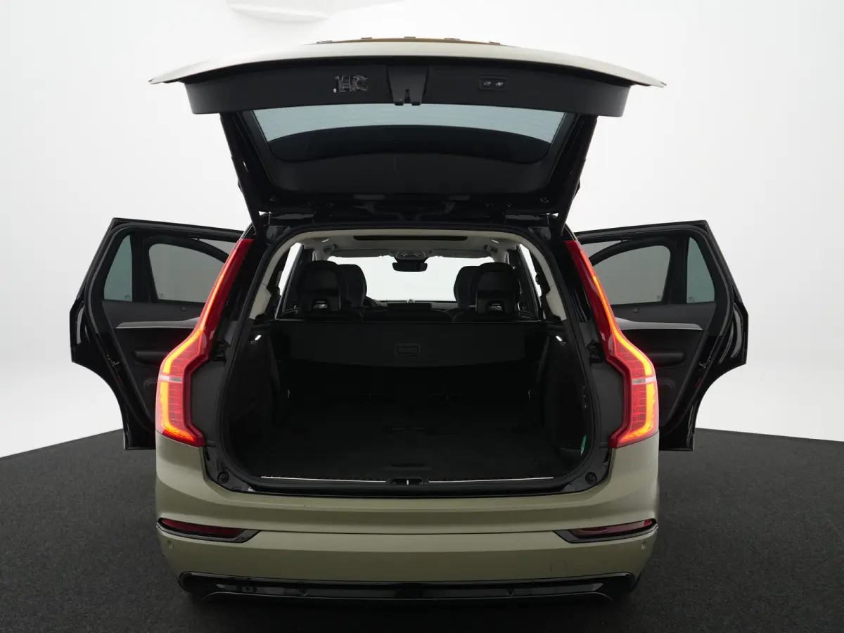 T8 Recharge AWD R-Design | Long Range | Wrap | Luchtvering | Bowers & Wilkins | 360° Camera | Head-Up | Panoramadak | Trekhaak