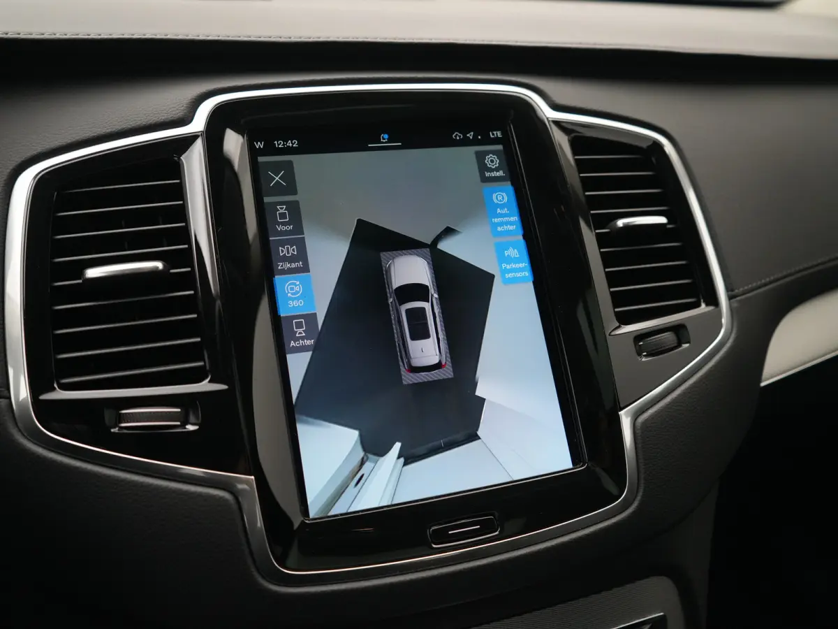 T8 Recharge AWD R-Design | Long Range | Wrap | Luchtvering | Bowers & Wilkins | 360° Camera | Head-Up | Panoramadak | Trekhaak