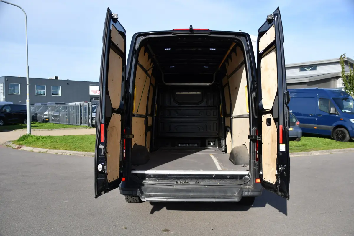 35 2.0 TDI L4H3 4Motion Black Edition Full Options! Camera, Adaptieve Cruise, Carplay, 2 x Schuifdeur, LED, Automaat, Dodehoek, Uniek!