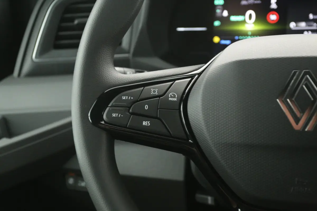 3.5t Long Range 87 kWh L2H2 | NIEUW | Snelladen | SOH 99% | Clima | Camera | Virtual | 3 Zits | Carplay | LED
