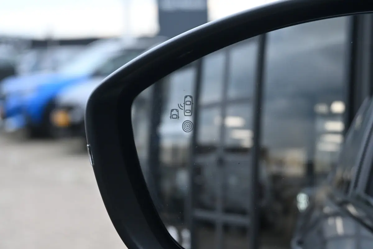 1.2 Hybrid 110 e-DCS6 GT tot 8 Jaar Garantie! | Navigatie | 360 Camera | Climate Control | Dodehoekdetectie | !!
