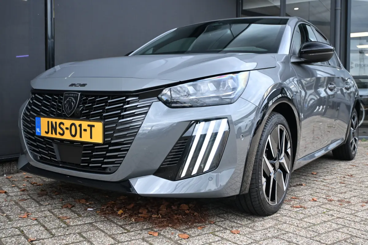 1.2 Hybrid 110 e-DCS6 GT tot 8 Jaar Garantie! | Navigatie | 360 Camera | Climate Control | Dodehoekdetectie | !!