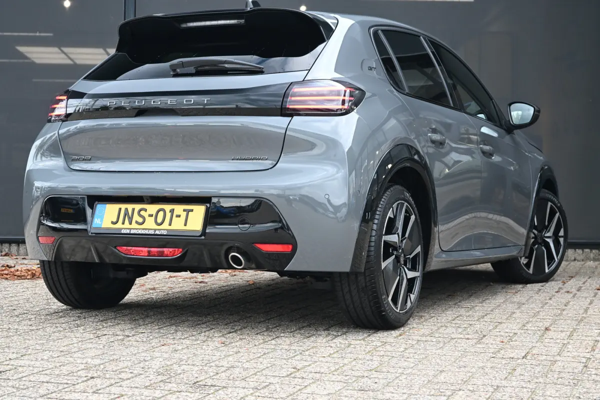 1.2 Hybrid 110 e-DCS6 GT tot 8 Jaar Garantie! | Navigatie | 360 Camera | Climate Control | Dodehoekdetectie | !!