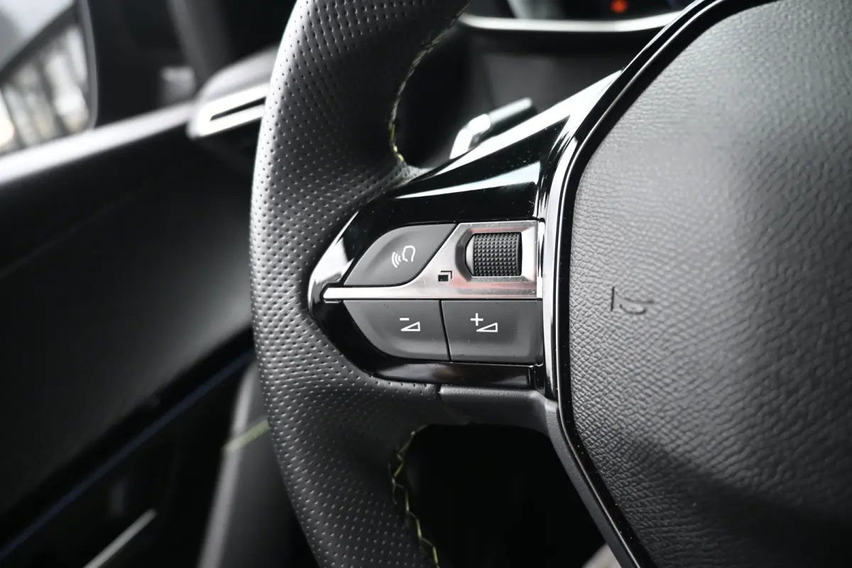 1.2 Hybrid 110 e-DCS6 GT tot 8 Jaar Garantie! | Navigatie | 360 Camera | Climate Control | Dodehoekdetectie | !!