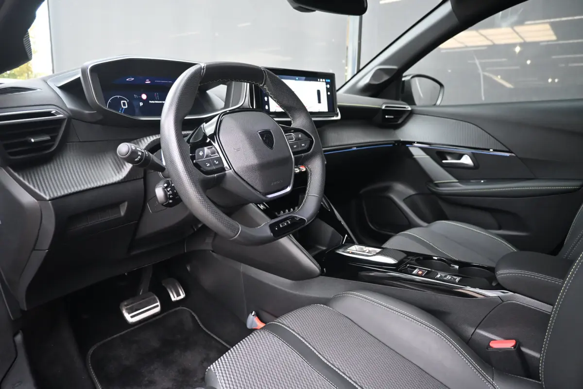 1.2 Hybrid 110 e-DCS6 GT tot 8 Jaar Garantie! | Navigatie | 360 Camera | Climate Control | Dodehoekdetectie | !!