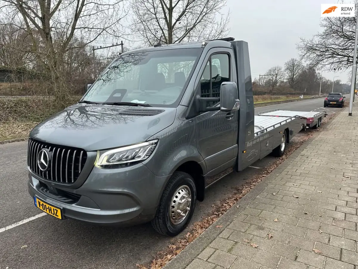 519 1.9 CDI L3 RWD met Tijhof aanhanger en Tijhof opbouw