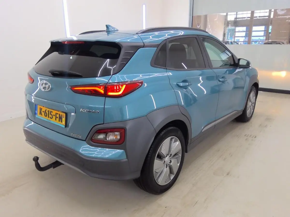 EV FASHION 64 kWh (100% SOH) I 3-FASE LADEN I TREKHAAK I CLIMATE CONTROL I APPLE CARPLAY