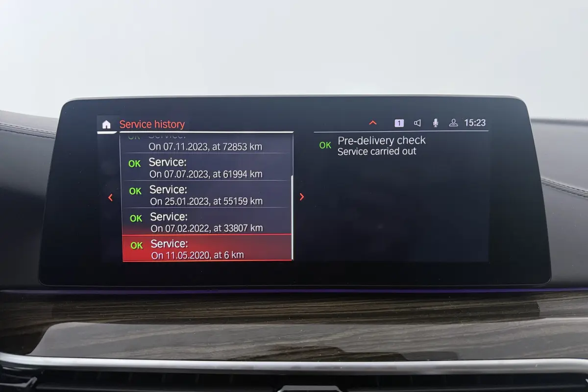 520i High Executive Edition (STOELVERWARMING, H/K AUDIO, ELEKTR STOELEN, SFEERVERLICHTING)
