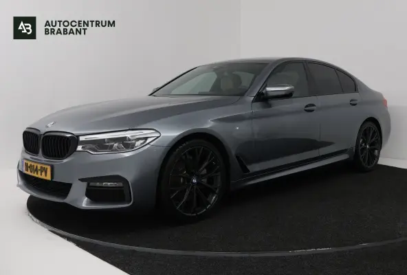 520i High Executive Edition (STOELVERWARMING, H/K AUDIO, ELEKTR STOELEN, SFEERVERLICHTING)