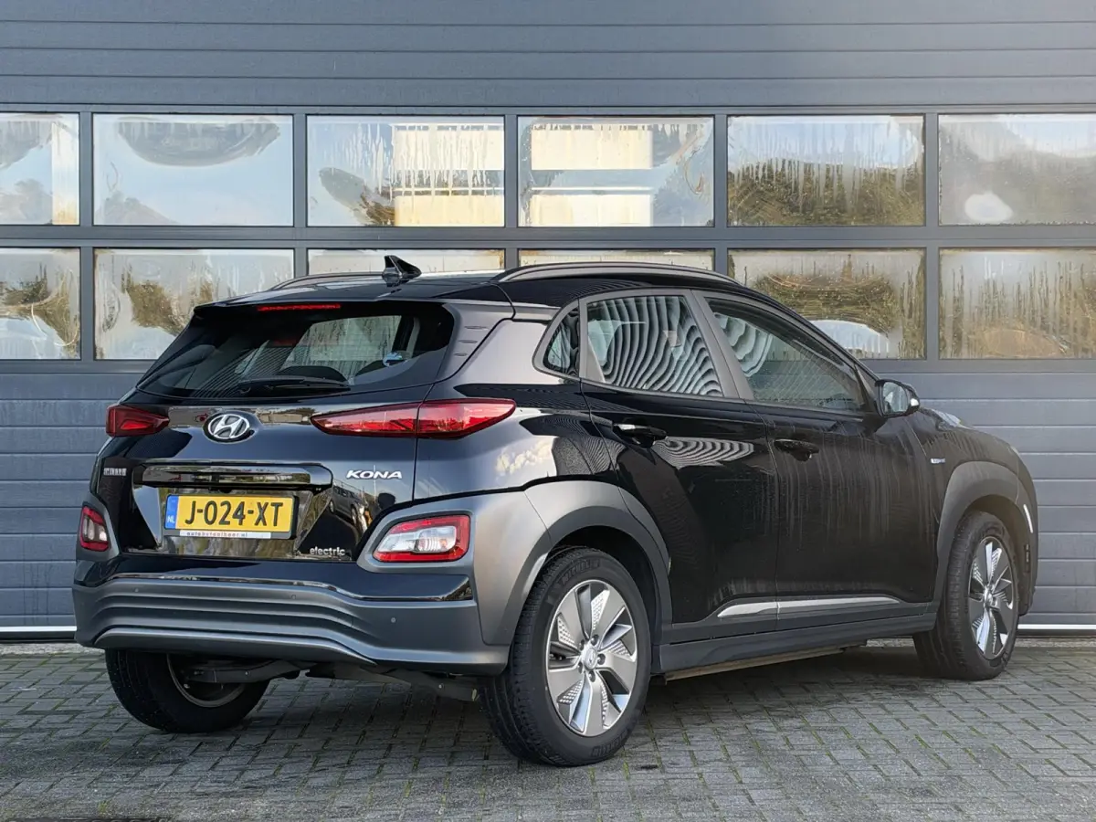 EV COMFORT 64 kWh (100% SOH) I 3-FASE LADEN I CLIMATE CONTROL I APPLE CARPLAY I P-CAMERA