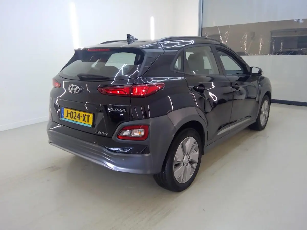 EV COMFORT 64 kWh (100% SOH) I 3-FASE LADEN I CLIMATE CONTROL I APPLE CARPLAY I P-CAMERA