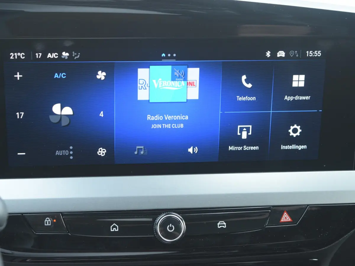 1.2 Turbo Hybrid Business Edition UIT VOORRAAD LEVERBAAR