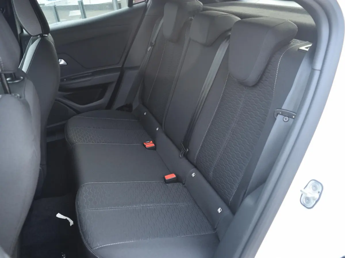 1.2 Turbo Hybrid Business Edition UIT VOORRAAD LEVERBAAR