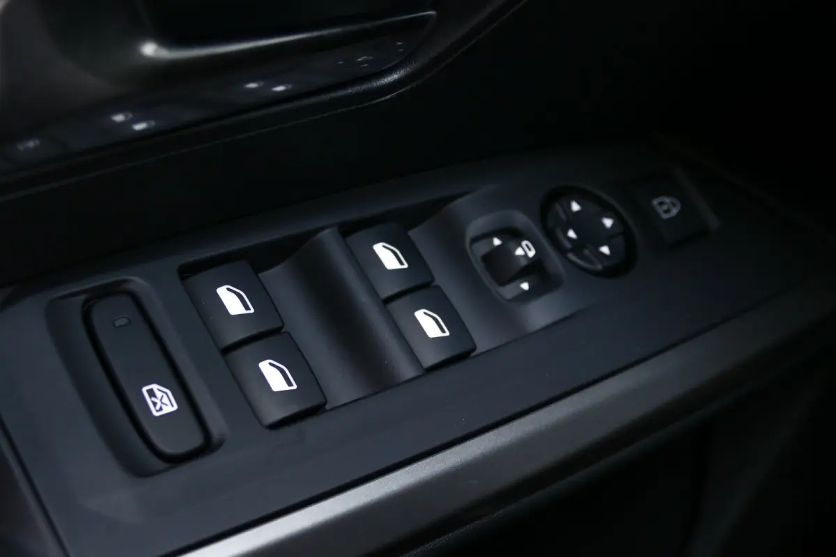 73KWH 210PK ALLURE / CAMERA / FULL-LED / KEYLESS / 97% SOH / 8 JAAR GARANTIE / NAVI / CLIMA / BLUETOOTH / CRUISECONTROL / 1E EIGENAAR / SCHITTERENDE STAAT !!