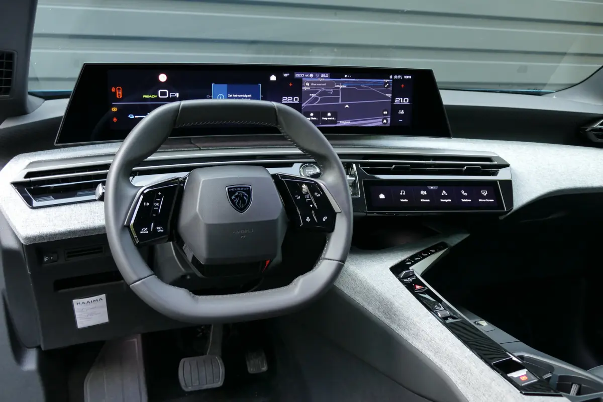 73KWH 210PK ALLURE / CAMERA / FULL-LED / KEYLESS / 97% SOH / 8 JAAR GARANTIE / NAVI / CLIMA / BLUETOOTH / CRUISECONTROL / 1E EIGENAAR / SCHITTERENDE STAAT !!