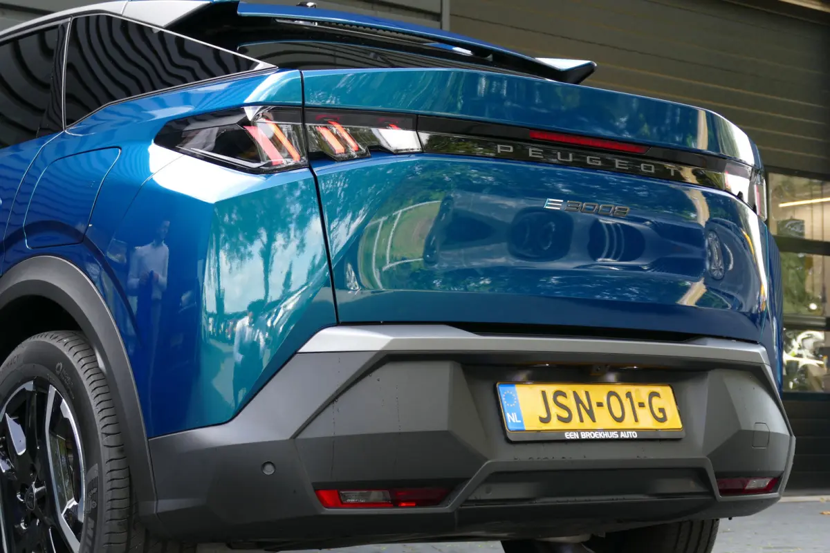 73KWH 210PK ALLURE / CAMERA / FULL-LED / KEYLESS / 97% SOH / 8 JAAR GARANTIE / NAVI / CLIMA / BLUETOOTH / CRUISECONTROL / 1E EIGENAAR / SCHITTERENDE STAAT !!