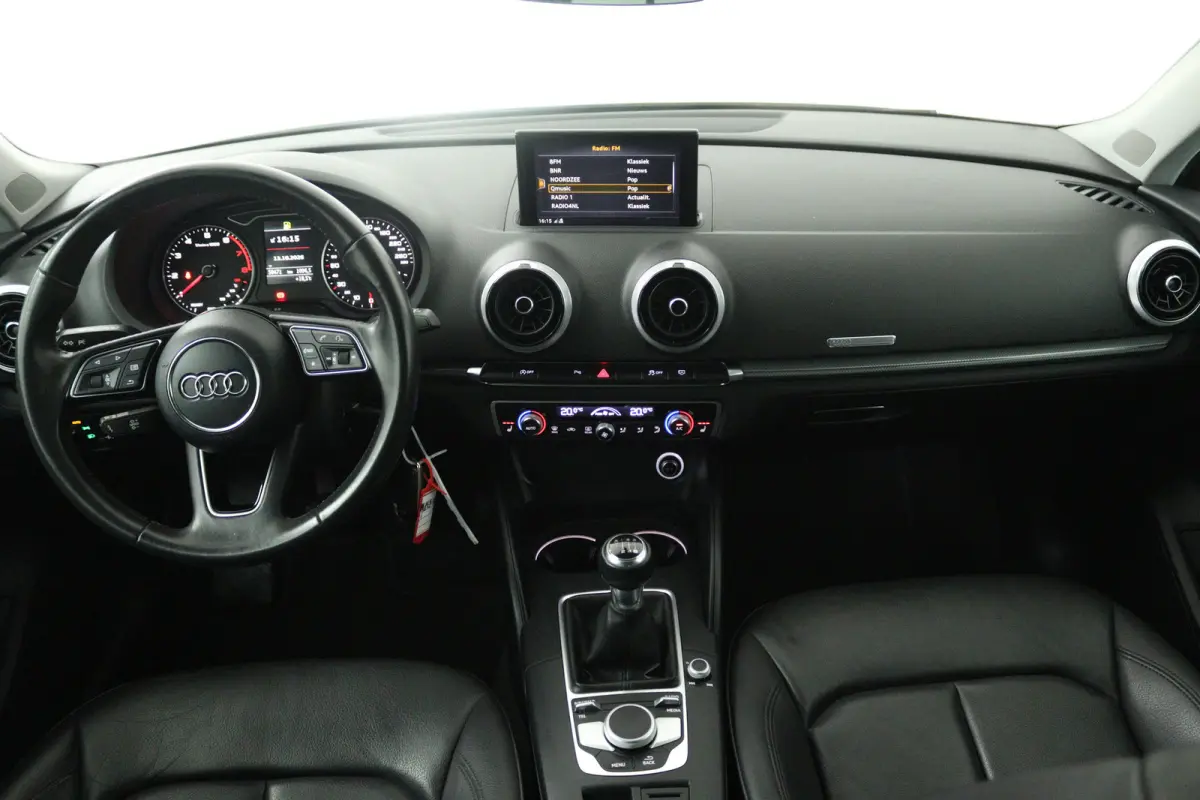 1.5 TFSI CoD Design Pro Line Plus (STOELVERWARMING, NAVIGATIE, CRUISE CONTROL, PARKEERSENSOREN)