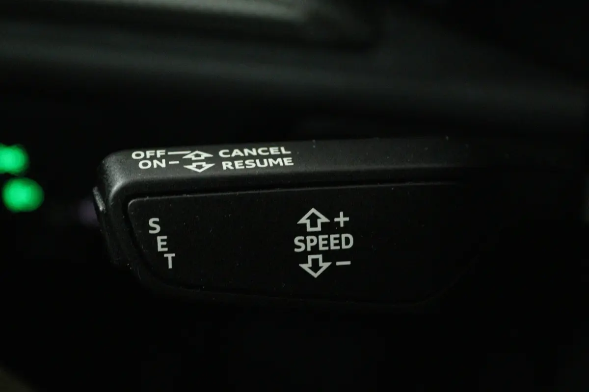 1.5 TFSI CoD Design Pro Line Plus (STOELVERWARMING, NAVIGATIE, CRUISE CONTROL, PARKEERSENSOREN)