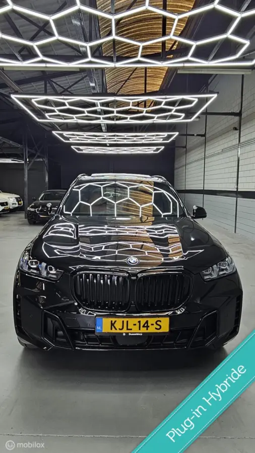 xDrive 50e 3.0ie met 390PK Bj 2025 Lage KM !