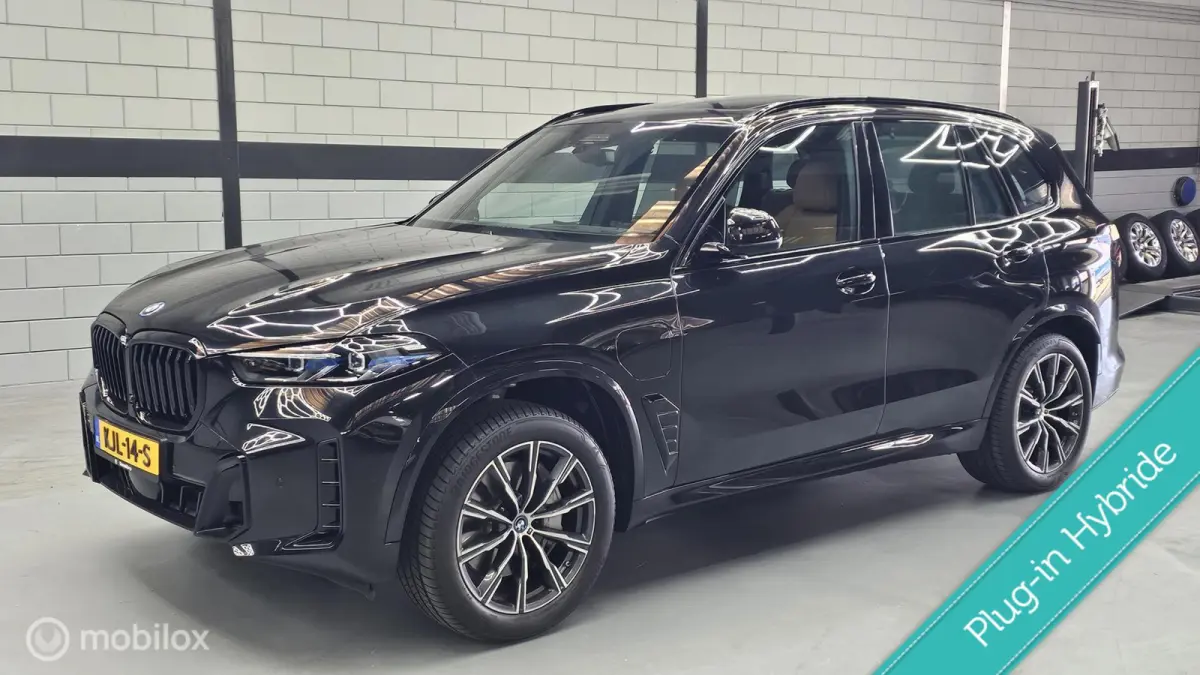 xDrive 50e 3.0ie met 390PK Bj 2025 Lage KM !