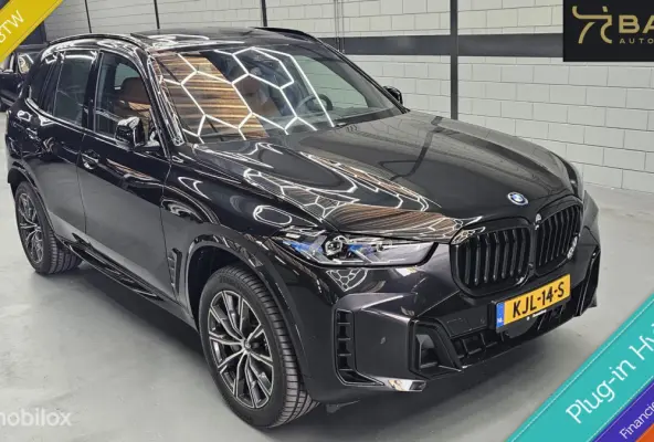 xDrive 50e 3.0ie met 390PK Bj 2025 Lage KM !