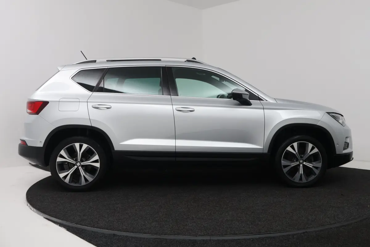 1.4 EcoTSI Xcellence (PANORAMADAK, STOELVERWARMING, CAMERA, CRUISE ADAPTIEF)