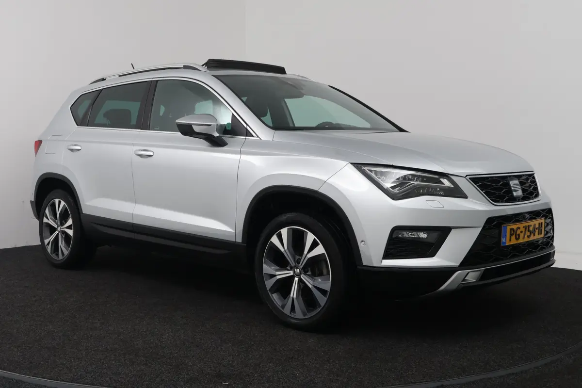 1.4 EcoTSI Xcellence (PANORAMADAK, STOELVERWARMING, CAMERA, CRUISE ADAPTIEF)