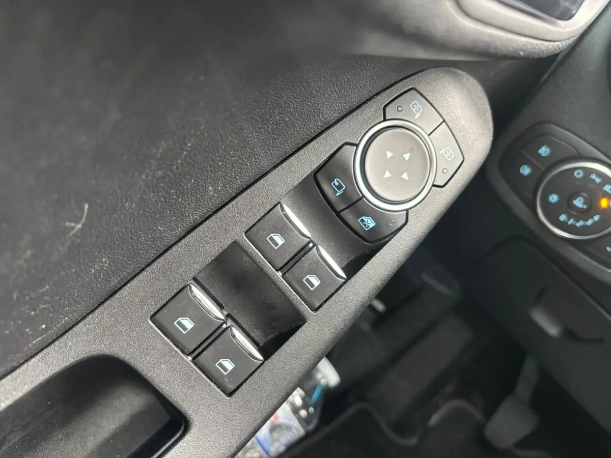 1.0 EcoBoost Titanium X | Winterpack | Cruise control | B&O Audiosysteem