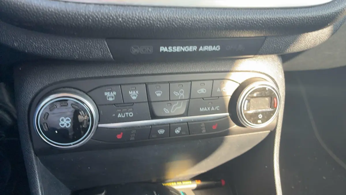1.0 EcoBoost Titanium X | Winterpack | Cruise control | B&O Audiosysteem