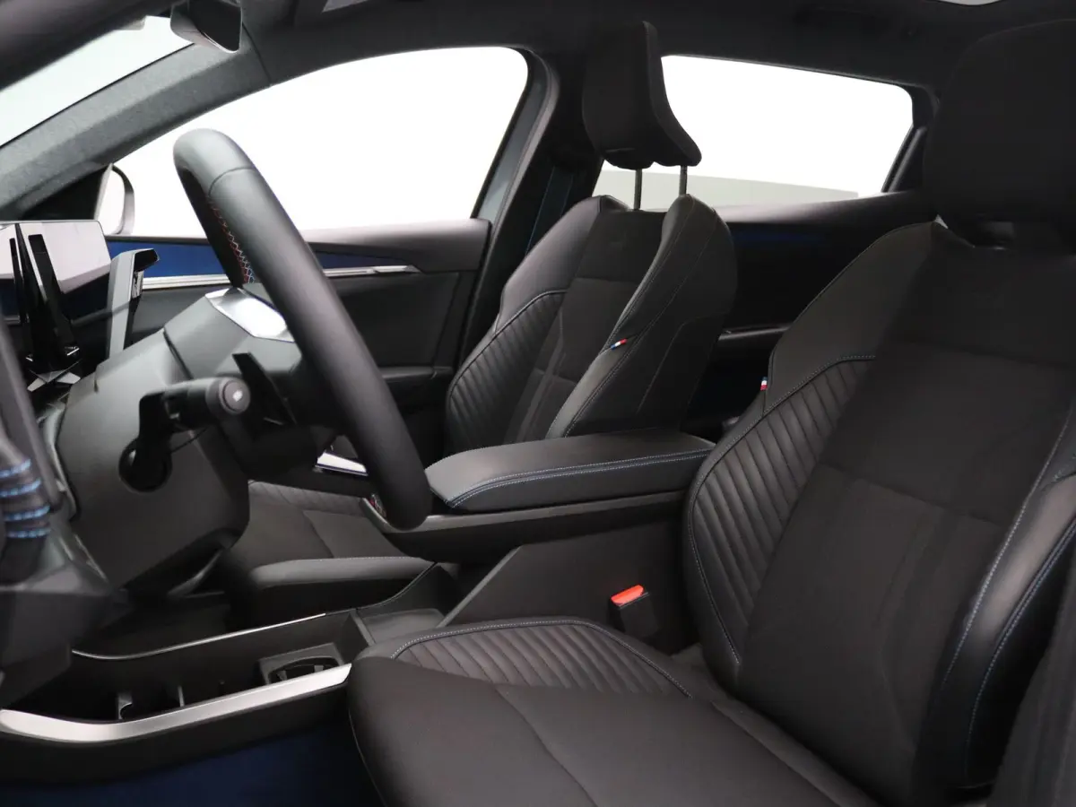 EV87 long range esprit Alpine Apple Carplay/Android Auto | Climate