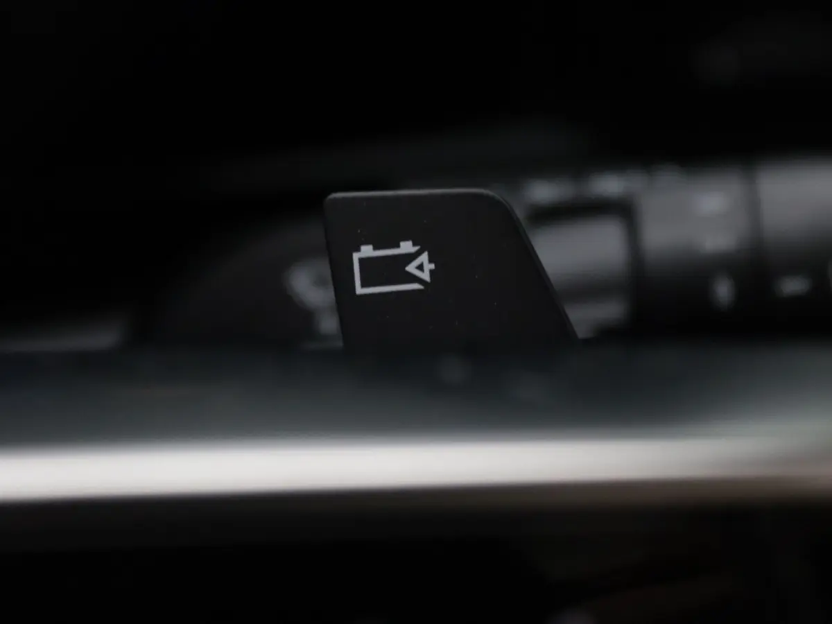 EV87 long range esprit Alpine Apple Carplay/Android Auto | Climate