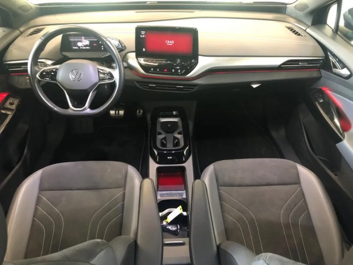 Pro Performance 77 kWh | Comfort Pakket | Interieur-pakket Style | Infotainment-pakket |