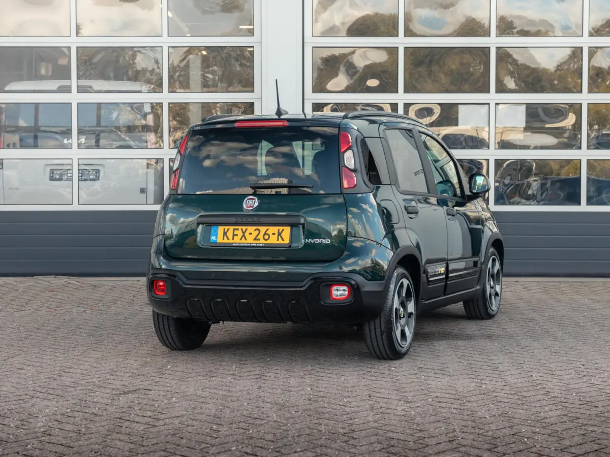 Cross | Airco | Cruise | Dakrails | 15" | PDC | Apple Carplay