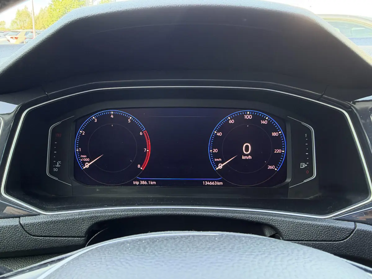 1.5 TSI Sport Business R | ACC | Stoel+Stuurverwarming | Achteruitrijcamera | Lane Assist | Blind Spot |
