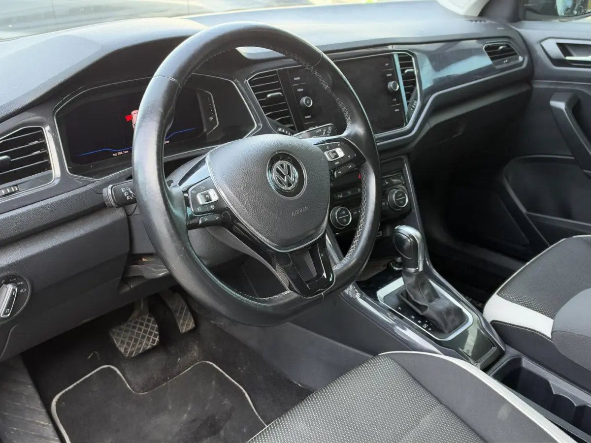 1.5 TSI Sport Business R | ACC | Stoel+Stuurverwarming | Achteruitrijcamera | Lane Assist | Blind Spot |
