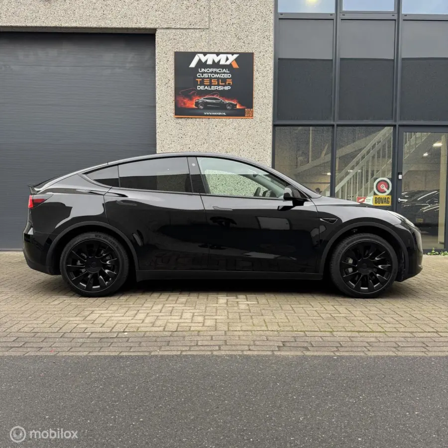 Long Range AWD+MMX PACK+20"+TREKHAAK+SOH 95.9%