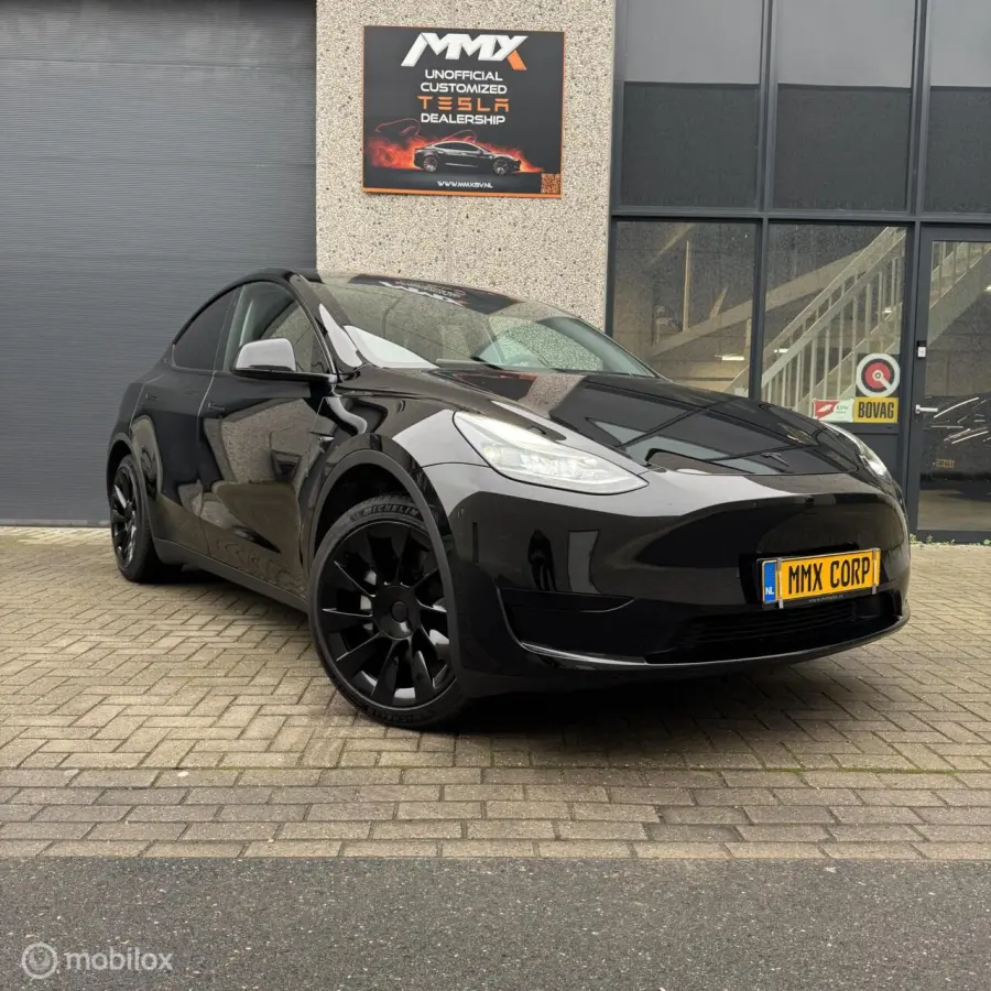 Long Range AWD+MMX PACK+20"+TREKHAAK+SOH 95.9%
