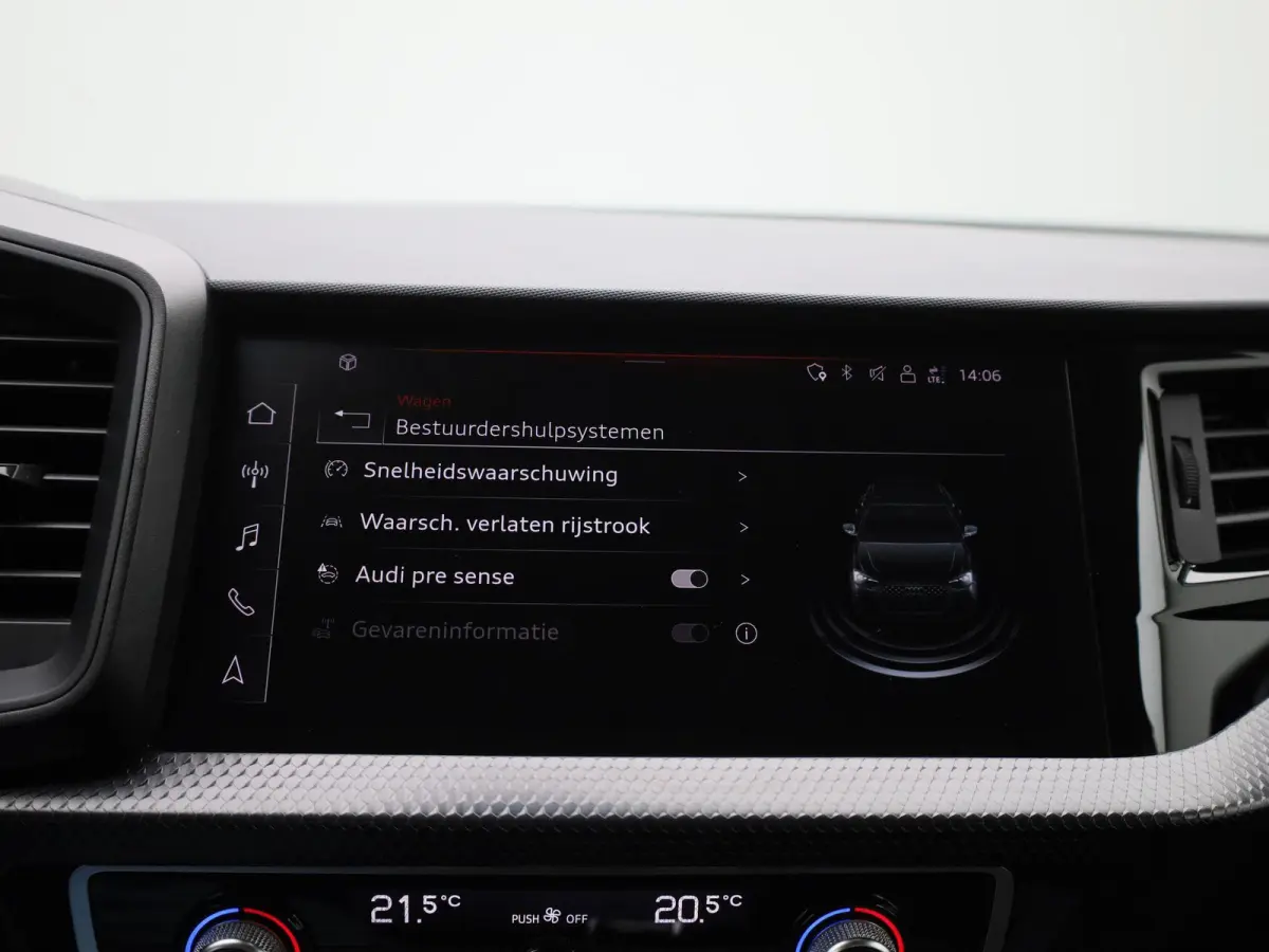 1.0 25 TFSI Pro Line 95 PK | Cruise Control | Parkeersensoren | Apple Carplay | Android Auto | Climate Control | Lichtmetalen velgen |
