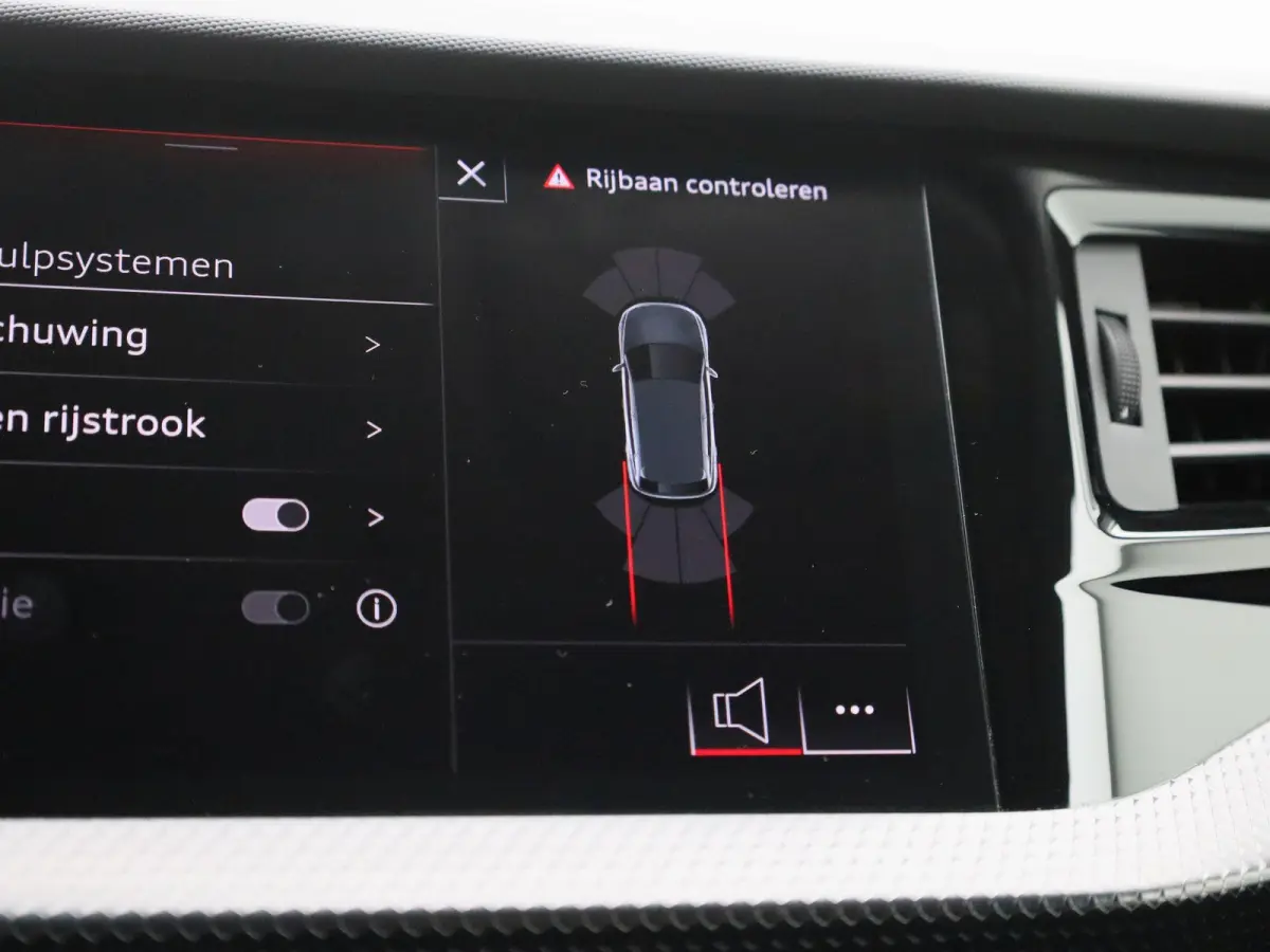 1.0 25 TFSI Pro Line 95 PK | Cruise Control | Parkeersensoren | Apple Carplay | Android Auto | Climate Control | Lichtmetalen velgen |