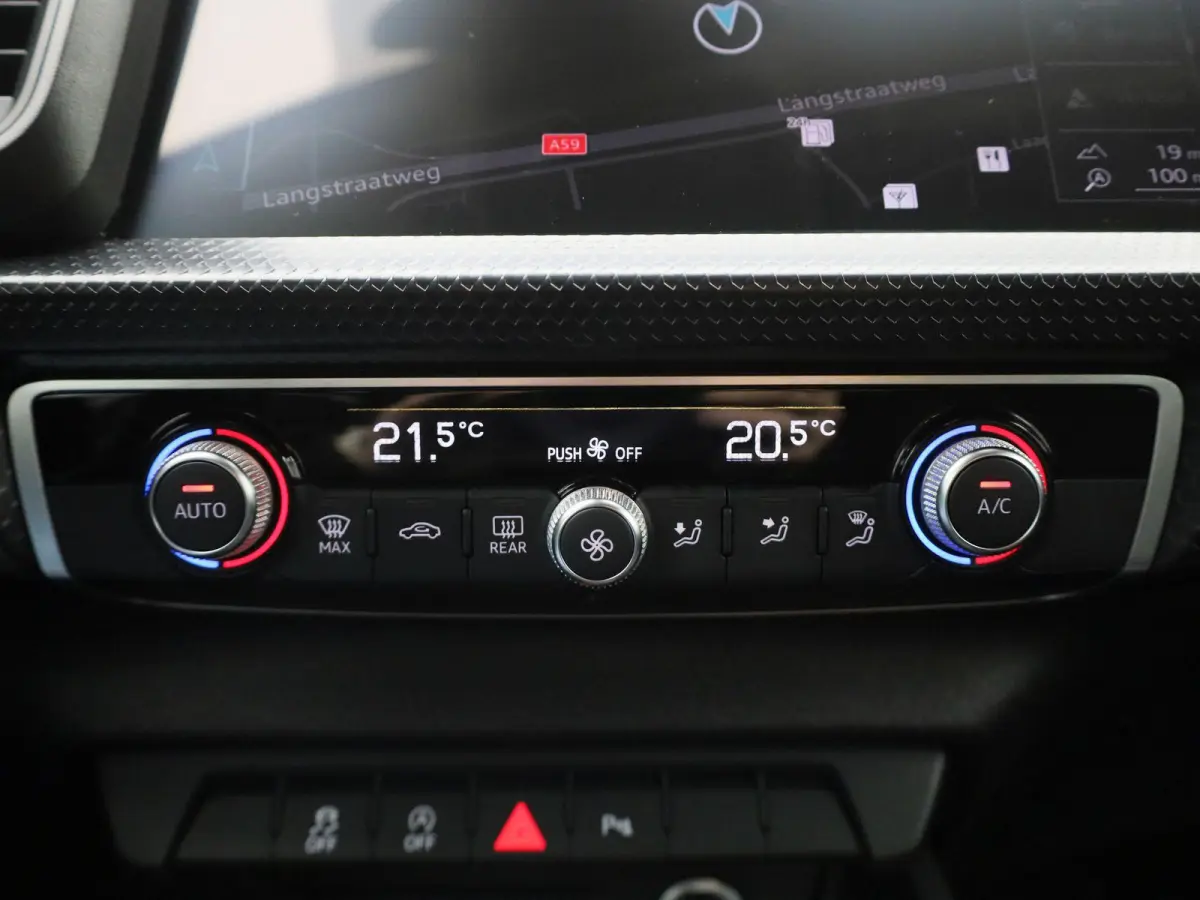 1.0 25 TFSI Pro Line 95 PK | Cruise Control | Parkeersensoren | Apple Carplay | Android Auto | Climate Control | Lichtmetalen velgen |