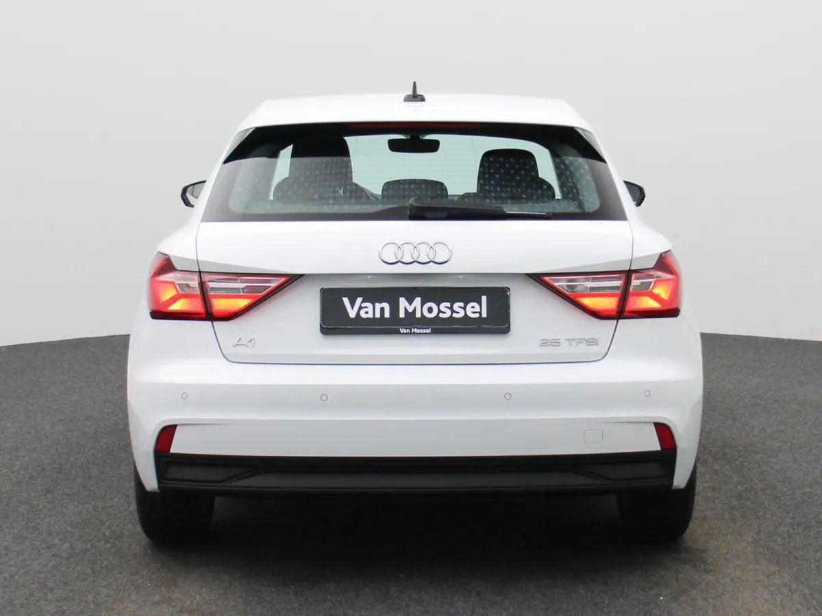 1.0 25 TFSI Pro Line 95 PK | Cruise Control | Parkeersensoren | Apple Carplay | Android Auto | Climate Control | Lichtmetalen velgen |